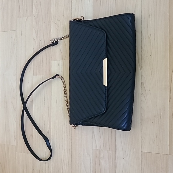 H&M Bags Clutch Bag In Faux Leather Narrow Shoulder Strap In Faux Leather And Metal Chain